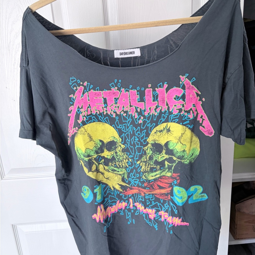 Daydreamer Women's Off-Shoulder Graphic Metallica Tee